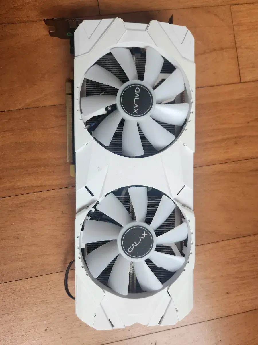 갤럭시 RTX 2070 SUPER 고장품 급처